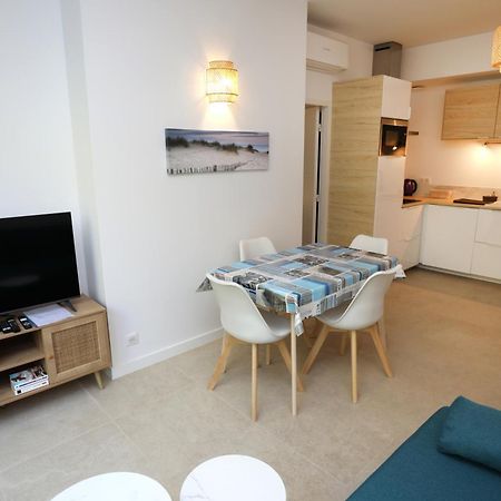 T2 Neuf Sur Jardin Proche Plage Carqueiranne Luaran gambar